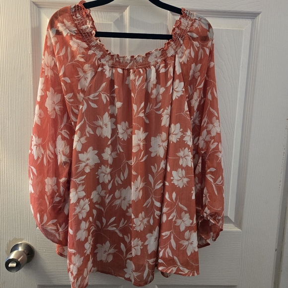 Floral Women's Top - Pink - Picture 8 of 14